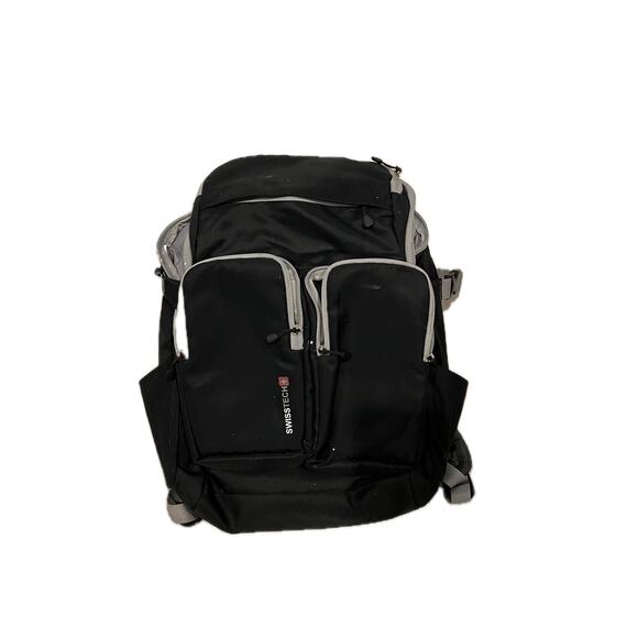 Swiss Tech Unisex 23 Liter Extreme Pocket Backpack - Picture 1 of 5